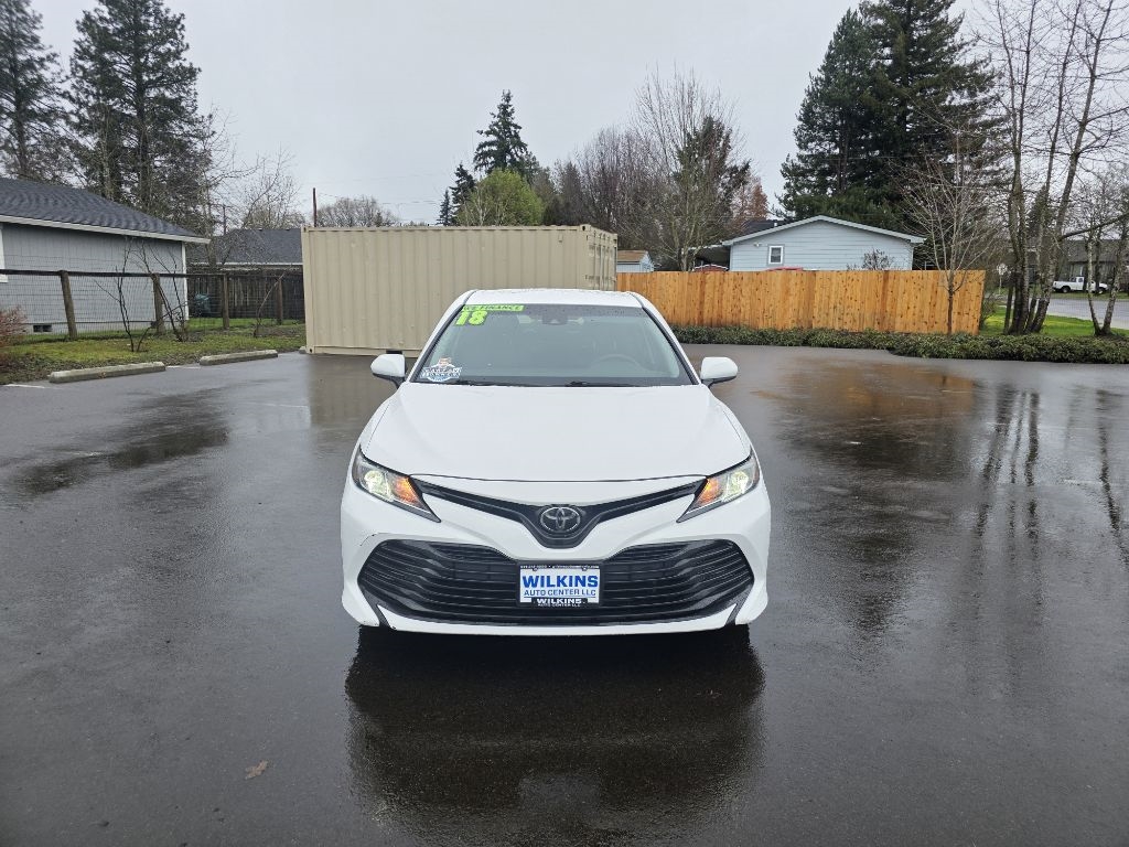 Toyota Camry  2018