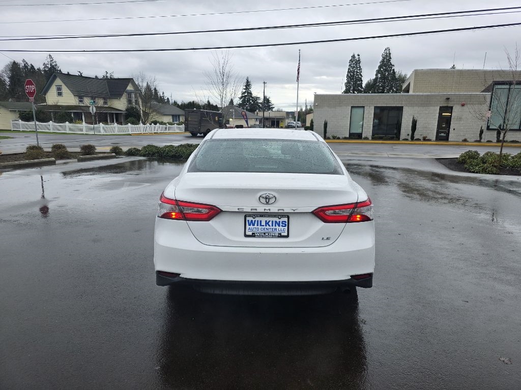 Toyota Camry  2018