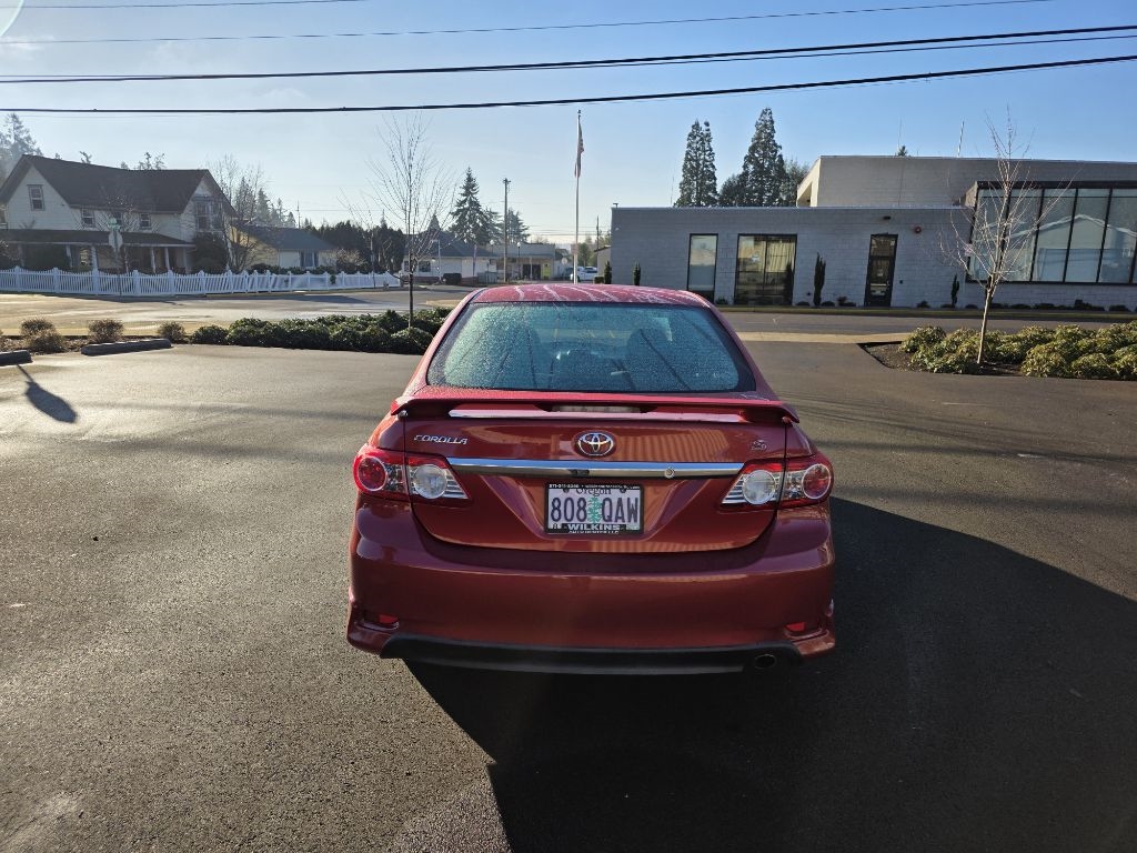 Toyota Corolla  2013