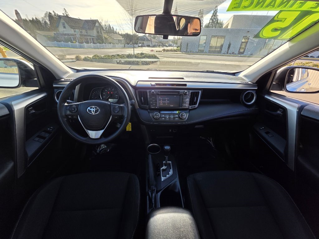 Toyota RAV4  2015