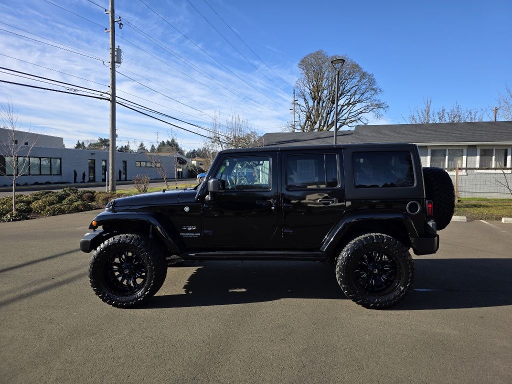 Jeep Wrangler 4WD 4dr Sahara 2016