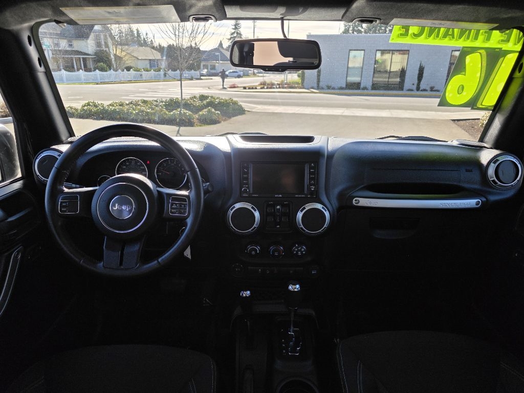 Jeep Wrangler 4WD 4dr Sahara 2016