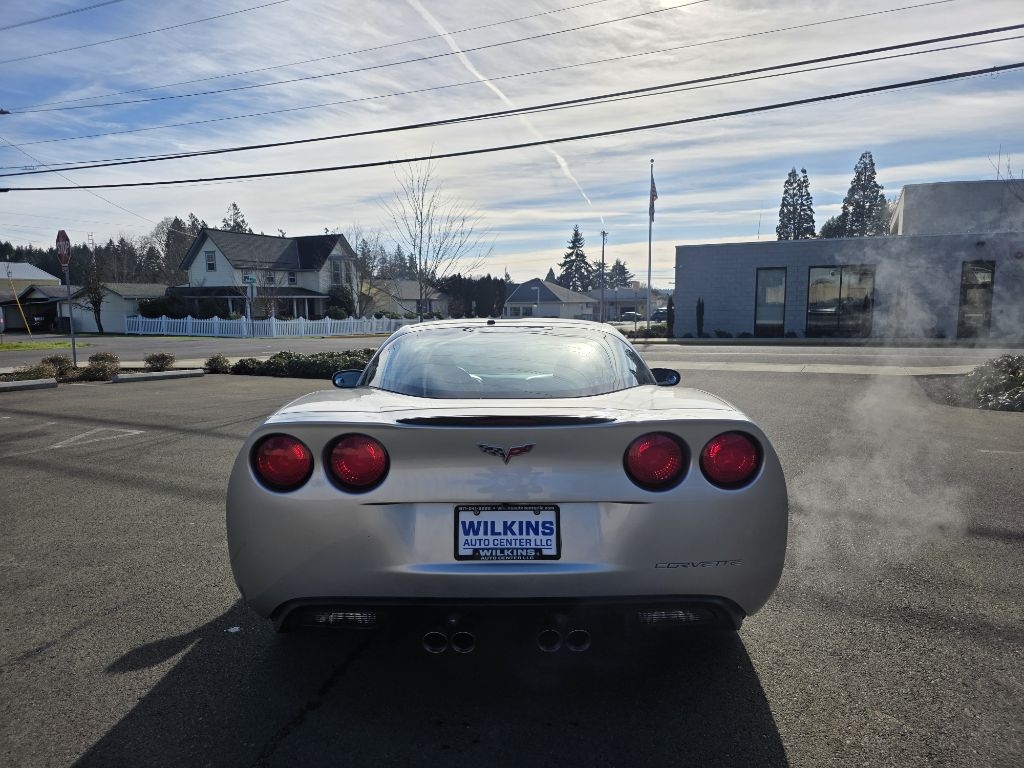 Chevrolet Corvette  2005