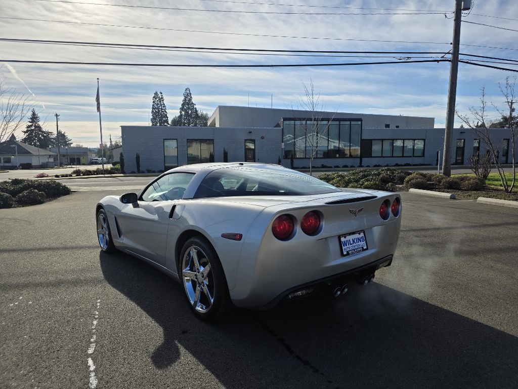 Chevrolet Corvette  2005