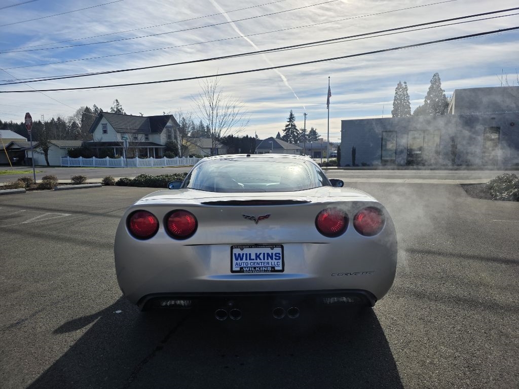 Chevrolet Corvette  2005