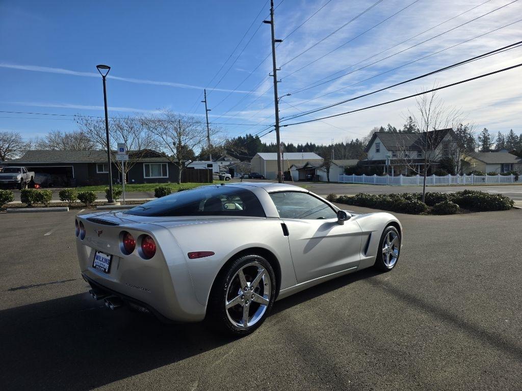 Chevrolet Corvette 2dr Cpe 2005