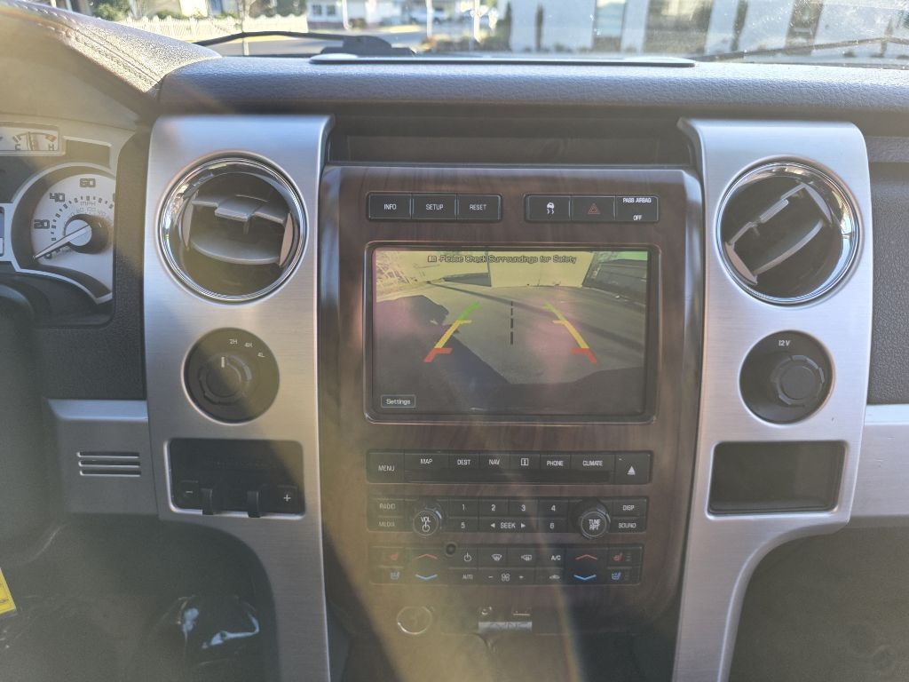 Ford F-150 4WD SuperCrew 145" Platinum 2010