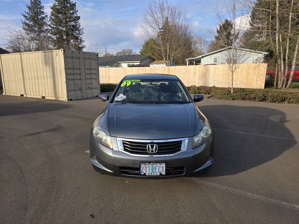 Honda Accord 4dr I4 Auto LX-P 2009