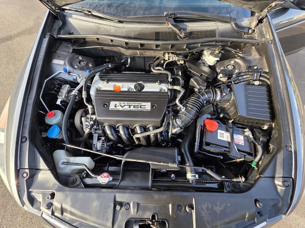 Honda Accord 4dr I4 Auto LX-P 2009