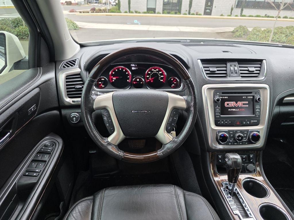 GMC Acadia AWD 4dr Denali 2015