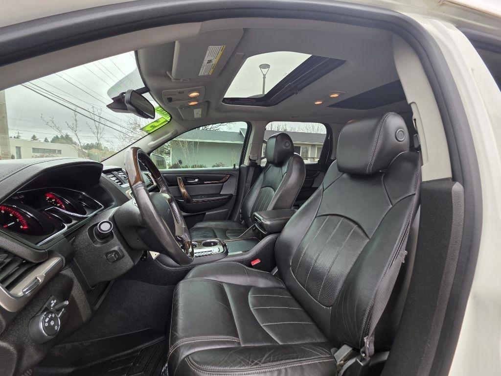 GMC Acadia AWD 4dr Denali 2015