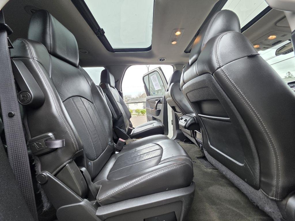 GMC Acadia AWD 4dr Denali 2015