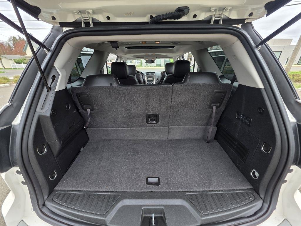 GMC Acadia AWD 4dr Denali 2015