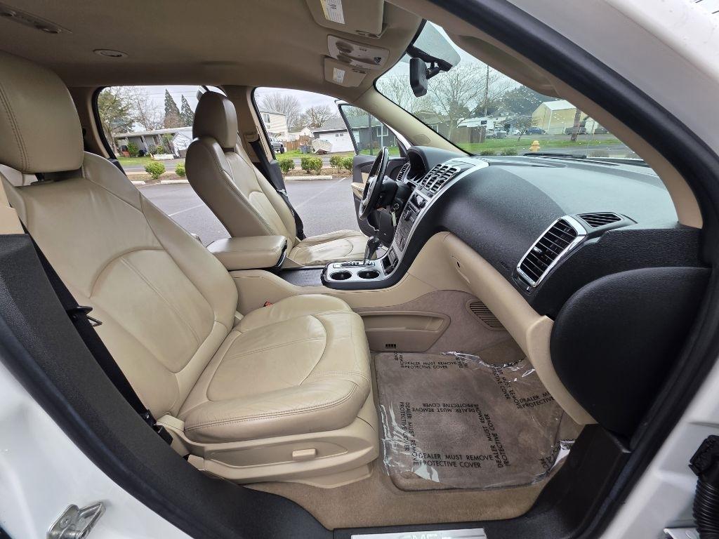 GMC Acadia AWD 4dr SLT1 2010