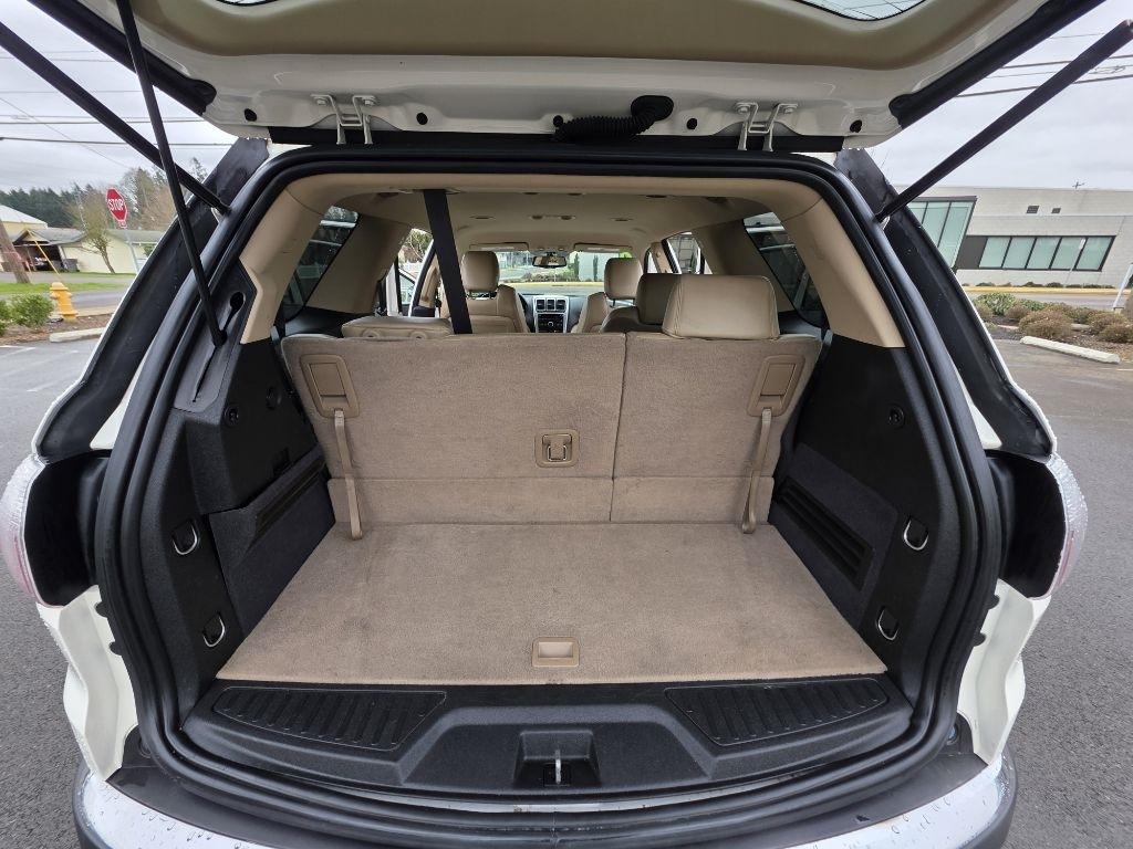 GMC Acadia AWD 4dr SLT1 2010