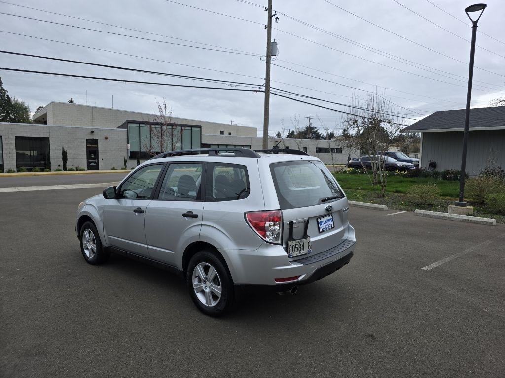 Subaru Forester 4dr Auto 2.5X w/Alloy Wheel Value Pkg 2011