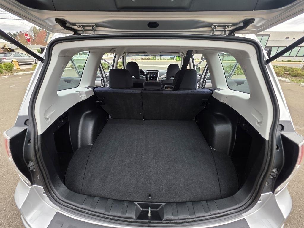 Subaru Forester 4dr Auto 2.5X w/Alloy Wheel Value Pkg 2011