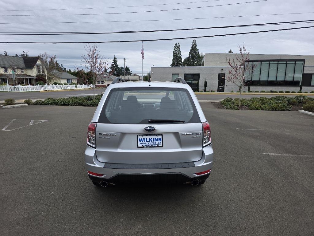 Subaru Forester 4dr Auto 2.5X w/Alloy Wheel Value Pkg 2011