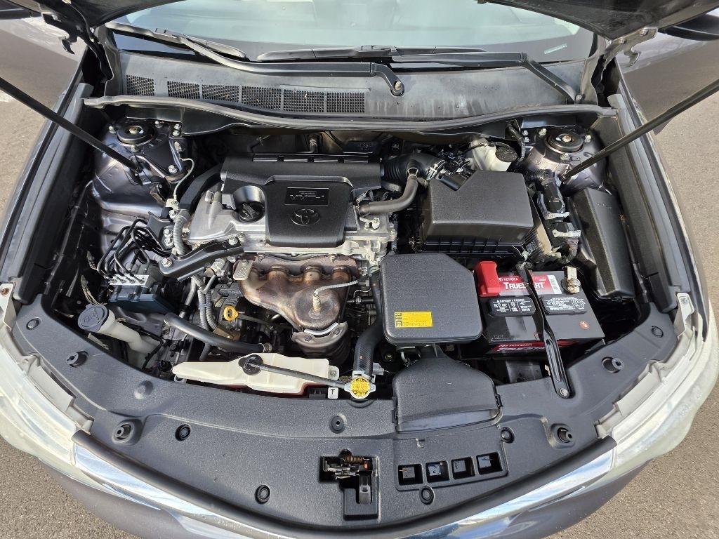 Toyota Camry 4dr Sdn I4 Auto LE (Natl) 2012