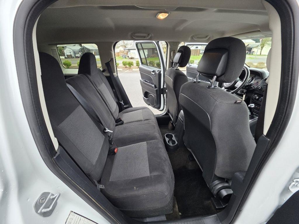 Jeep Patriot 4WD 4dr Sport 2015