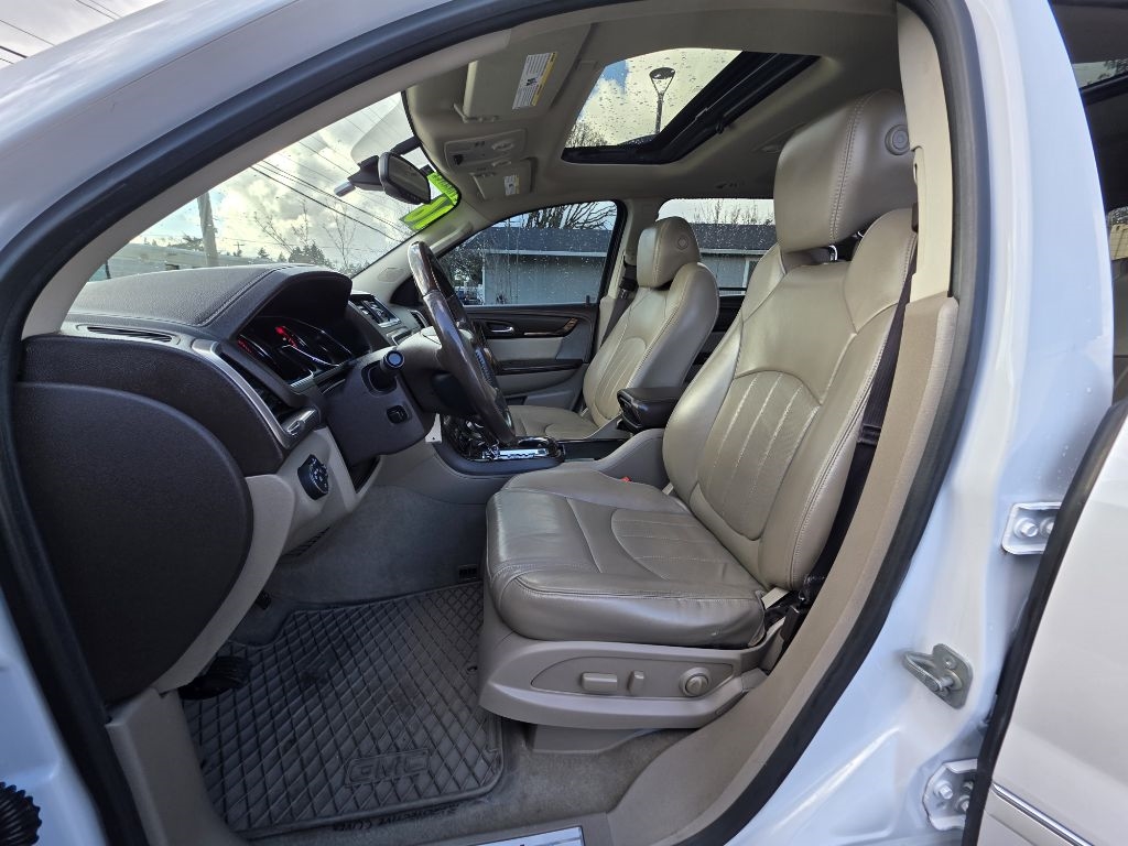 GMC Acadia AWD 4dr Denali 2016