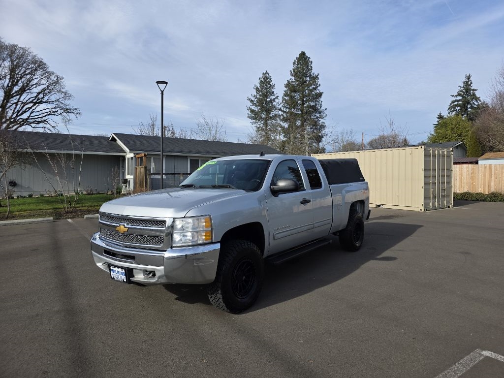 2013 Chevrolet Silverado 1500 4WD Ext Cab 143.5" LT