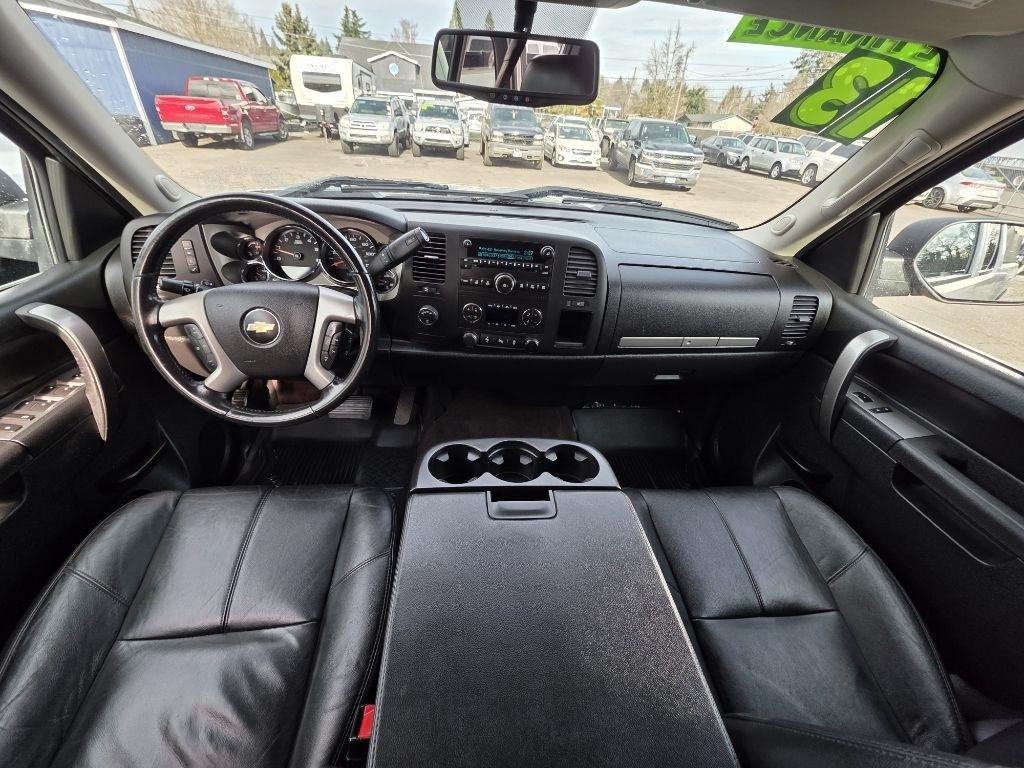 Chevrolet Silverado 1500 4WD Ext Cab 143.5" LT 2013