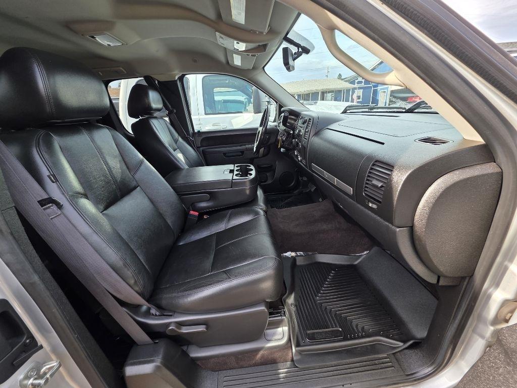 Chevrolet Silverado 1500 4WD Ext Cab 143.5" LT 2013