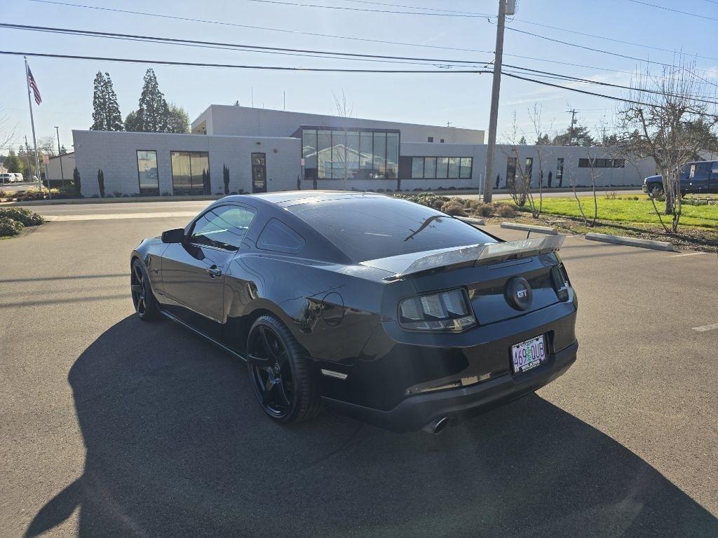 Ford Mustang 2dr Cpe GT 2010