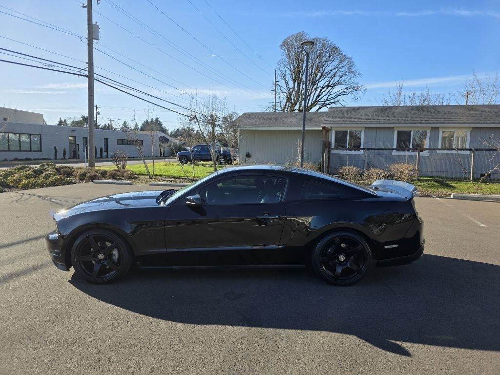 Ford Mustang 2dr Cpe GT 2010