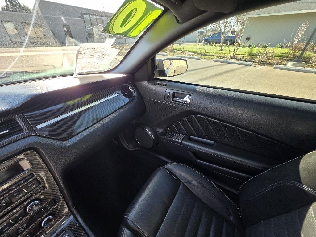 Ford Mustang 2dr Cpe GT 2010