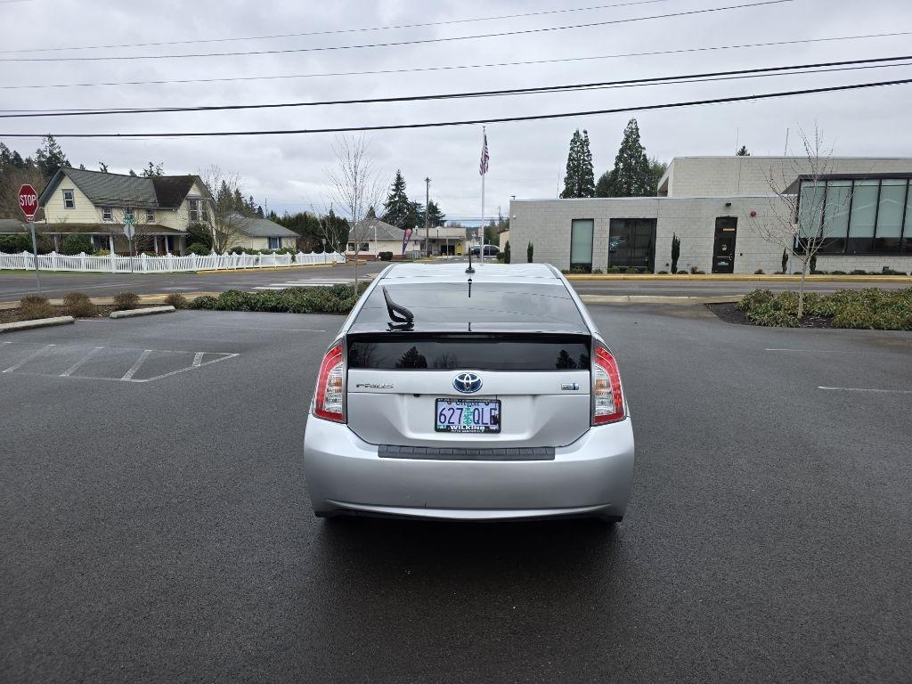 Toyota Prius 5dr HB Three (Natl) 2012