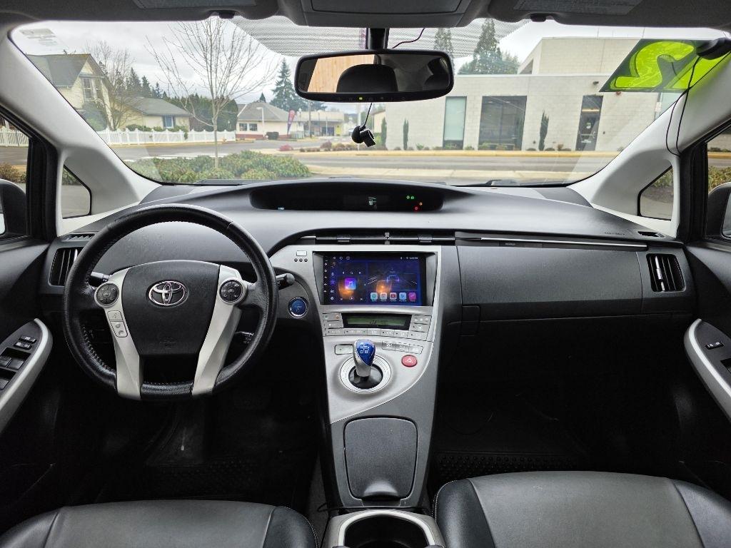 Toyota Prius 5dr HB Three (Natl) 2012