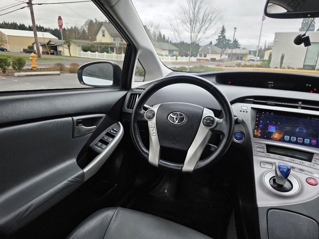 Toyota Prius 5dr HB Three (Natl) 2012