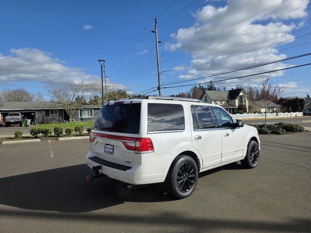 Lincoln Navigator 4WD 4dr 2015