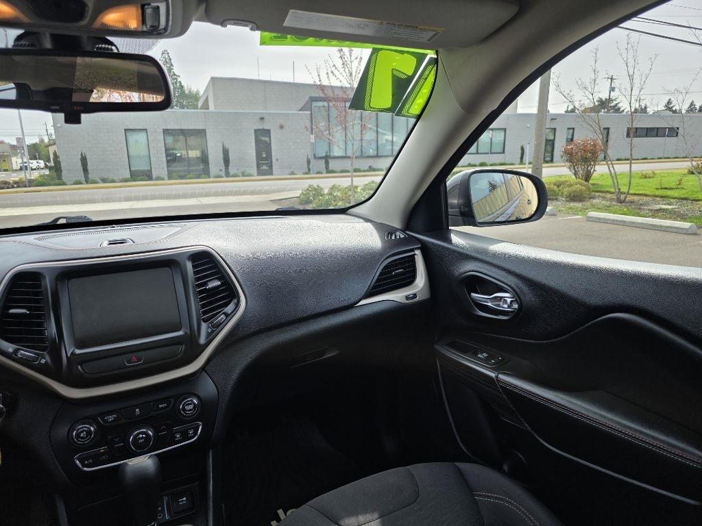 Jeep Cherokee 75th Anniversary Edition FWD *Ltd Avail* 2017