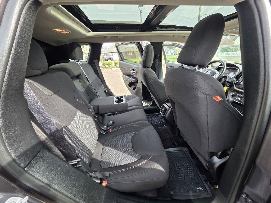 Jeep Cherokee 75th Anniversary Edition FWD *Ltd Avail* 2017