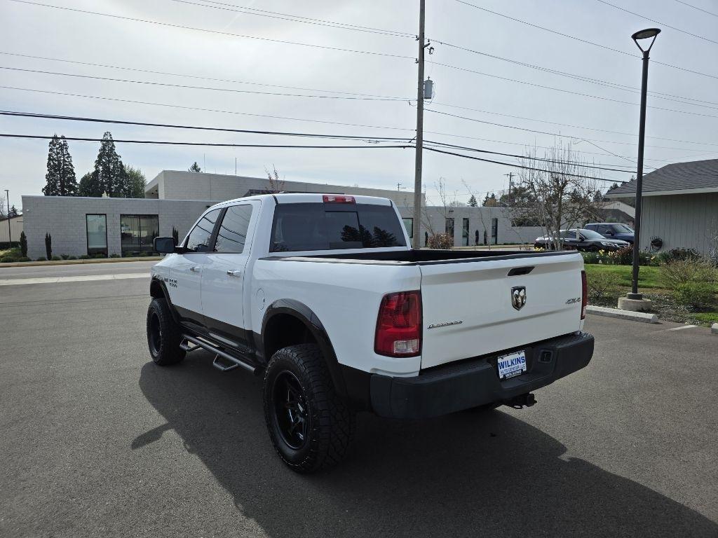 RAM 1500 4WD Crew Cab 140.5" Outdoorsman 2014
