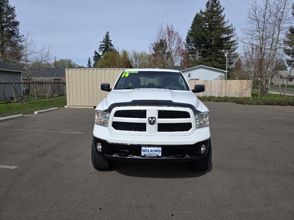 RAM 1500 4WD Crew Cab 140.5" Outdoorsman 2014