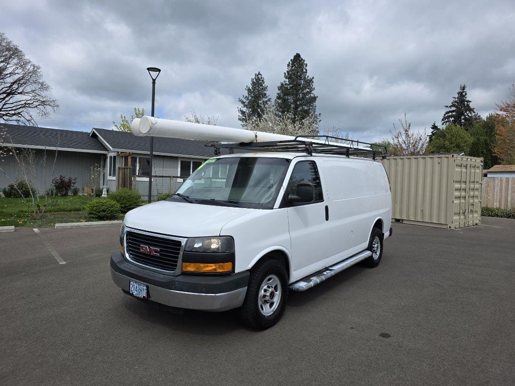 2014 GMC Savana Cargo Van RWD 2500 135"