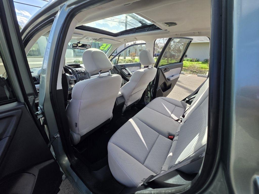 Subaru Forester 4dr CVT 2.5i Premium PZEV 2015