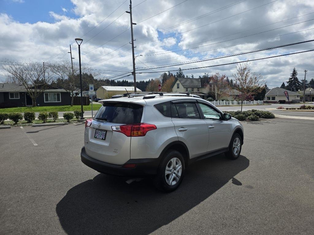 Toyota RAV4 AWD 4dr LE (Natl) 2014