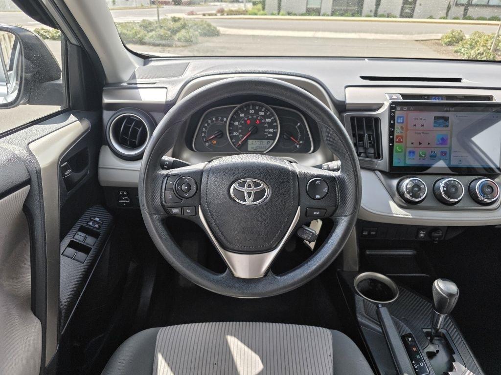 Toyota RAV4 AWD 4dr LE (Natl) 2014
