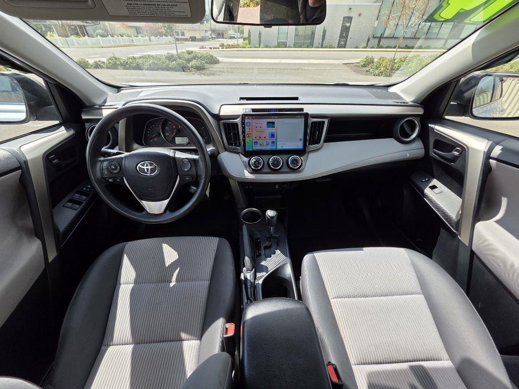 Toyota RAV4 AWD 4dr LE (Natl) 2014