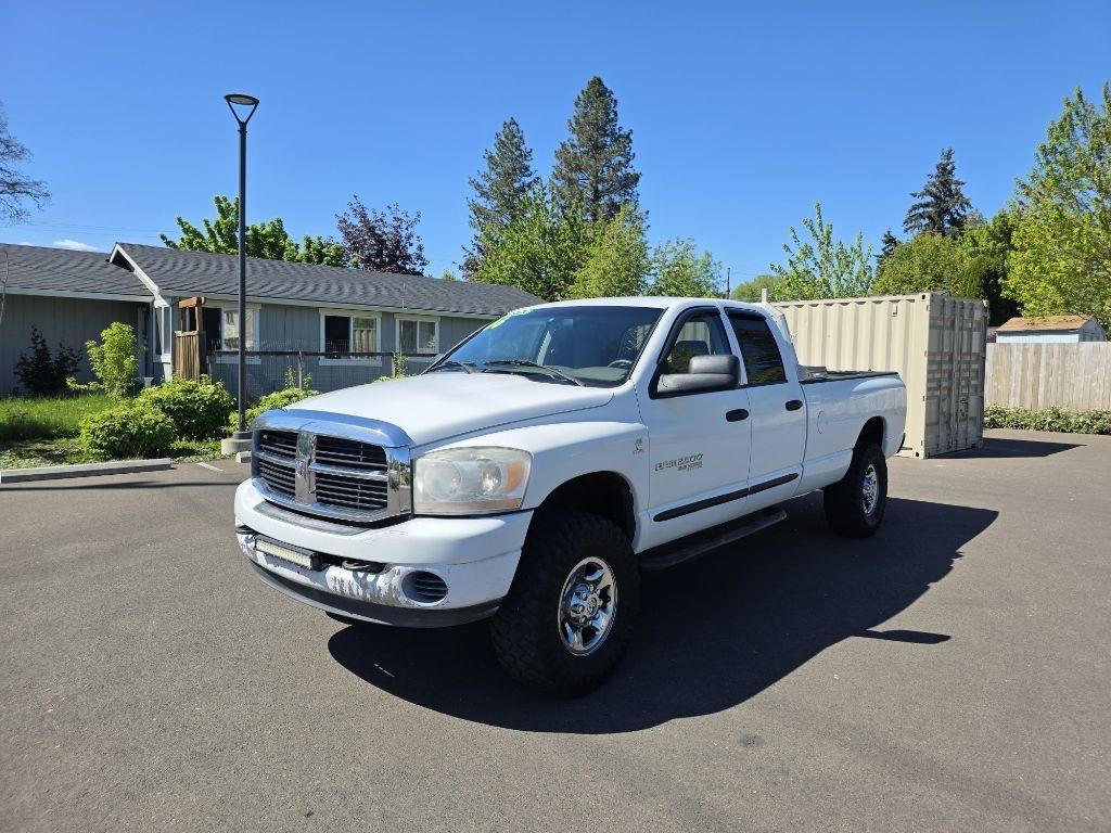 Dodge Ram 2500 4dr Quad Cab 160.5 4WD SLT 2006