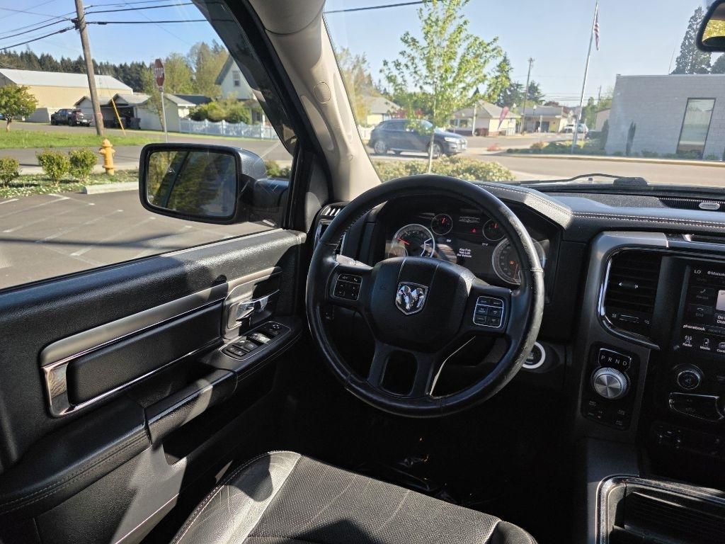 RAM 1500 4WD Crew Cab 149" Sport 2015