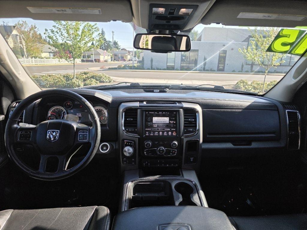 RAM 1500 4WD Crew Cab 149" Sport 2015