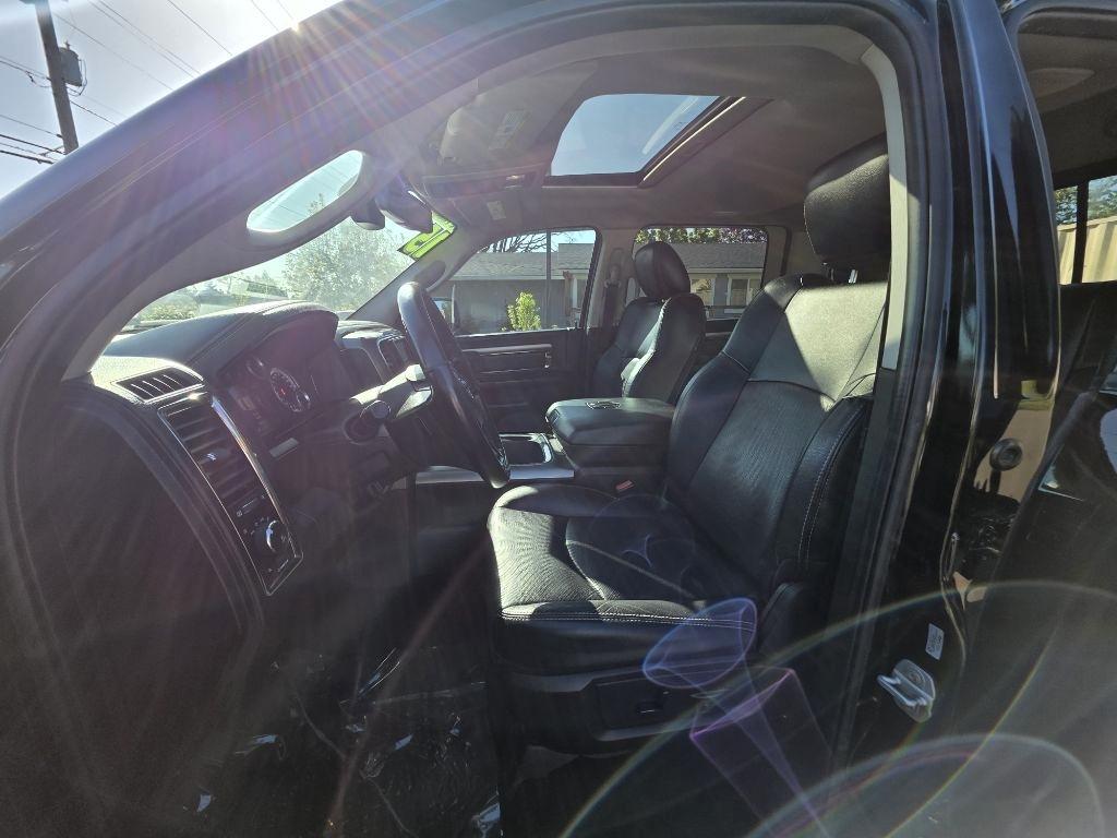 RAM 1500 4WD Crew Cab 149" Sport 2015