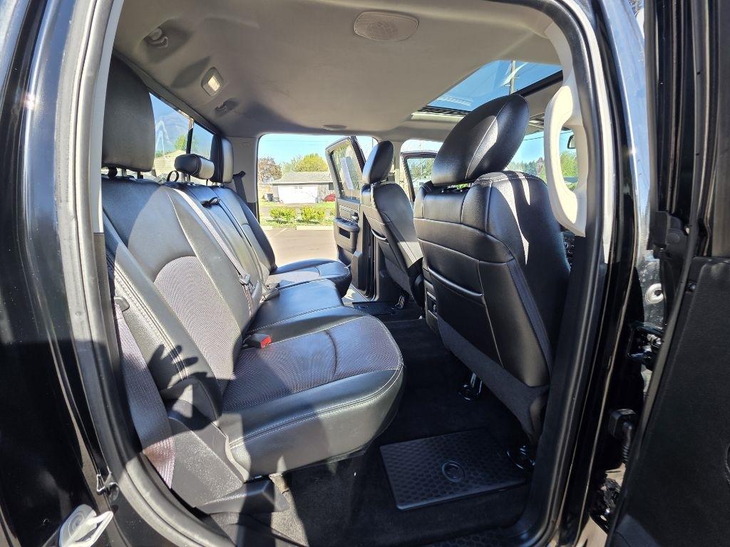 RAM 1500 4WD Crew Cab 149" Sport 2015