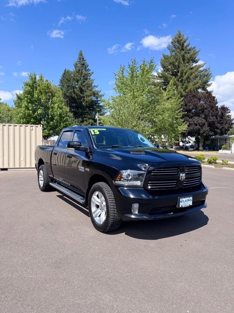 RAM 1500 4WD Crew Cab 149" Sport 2015